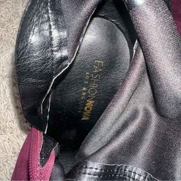 Velvet thigh-high boots - FashionNova - Picture 2 of 7